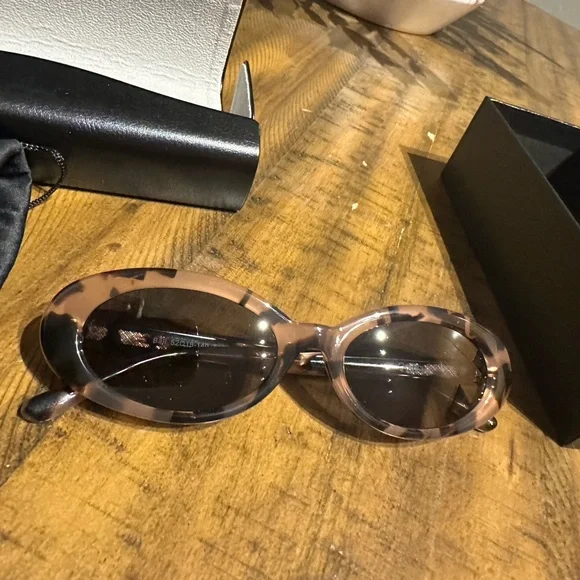 Quince Tortoise Shell Sunglasses - Picture 2 of 2